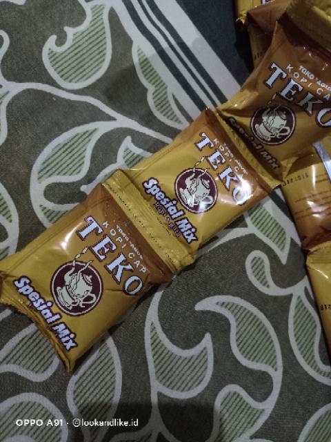 

Kopi Gula Cap Teko Spesial Mix GULA Isi 20 Sachet x 25 Gram Kopi Leged Bogor Halal Murah dan Enak