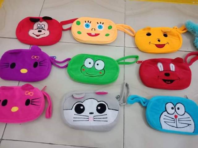 Dompet karakter