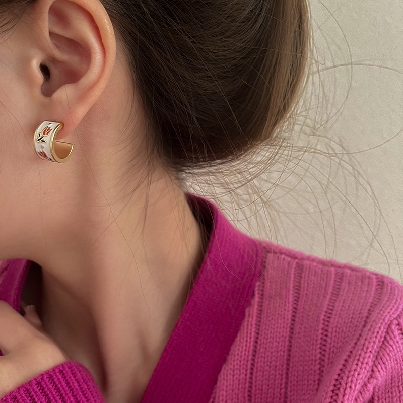 Anting Bentuk Tulip Gaya Retro