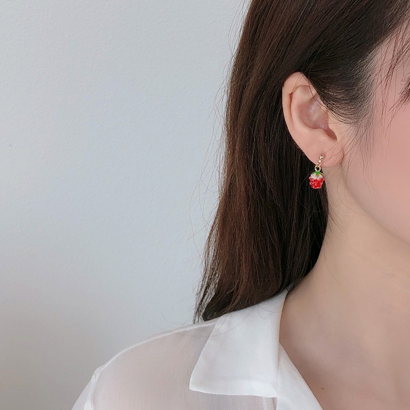 Strawberry menggantung anting-anting panjang rumbai girly temperamental anting-anting Korea internet