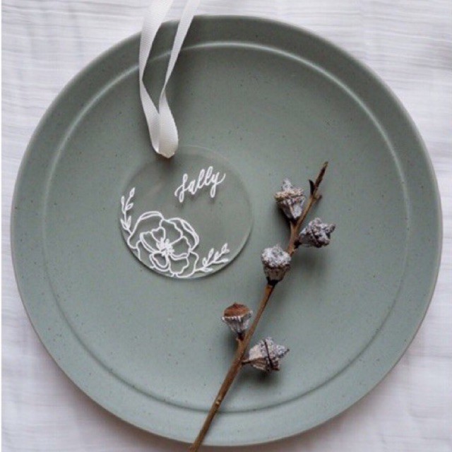 

Acrylic tag floral custom calligraphy/gift souvenir kado/wedding birthday ultah/gantungan hiasan