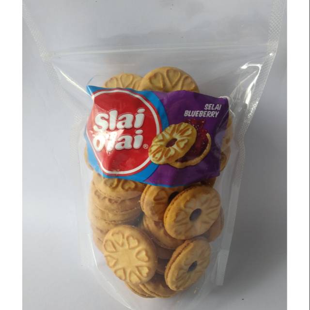 

Slai olay biskuit selai strawberry dan blueberry 200gr exp panjang