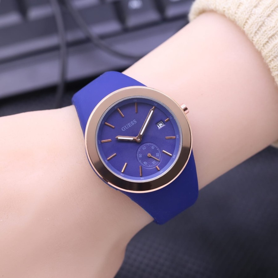 JAM TANGAN WANITA GUESS W8353 TALI RUBBER L932