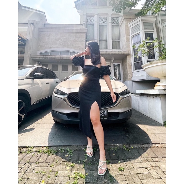 Vanesha Margaretta - Nara Dress Midi Side  Slit/ Belah Samping Dress Pesta / Sabrina Dress