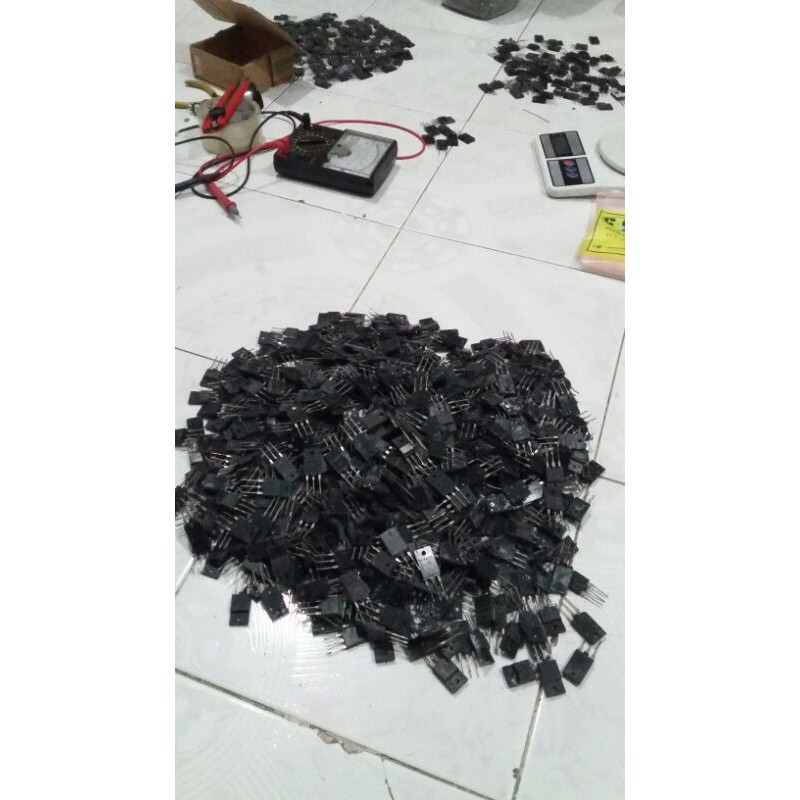 Transistor Regulator Partai Besar 700biji 2.1jt
