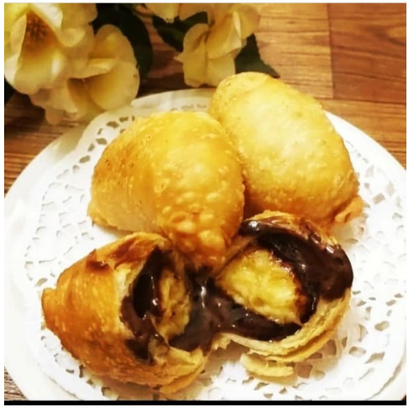 

Molen Montok Cokelat Lumer (Frozen) isi 10 pcs