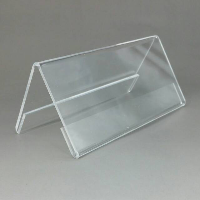 

Acrylic name tage meja