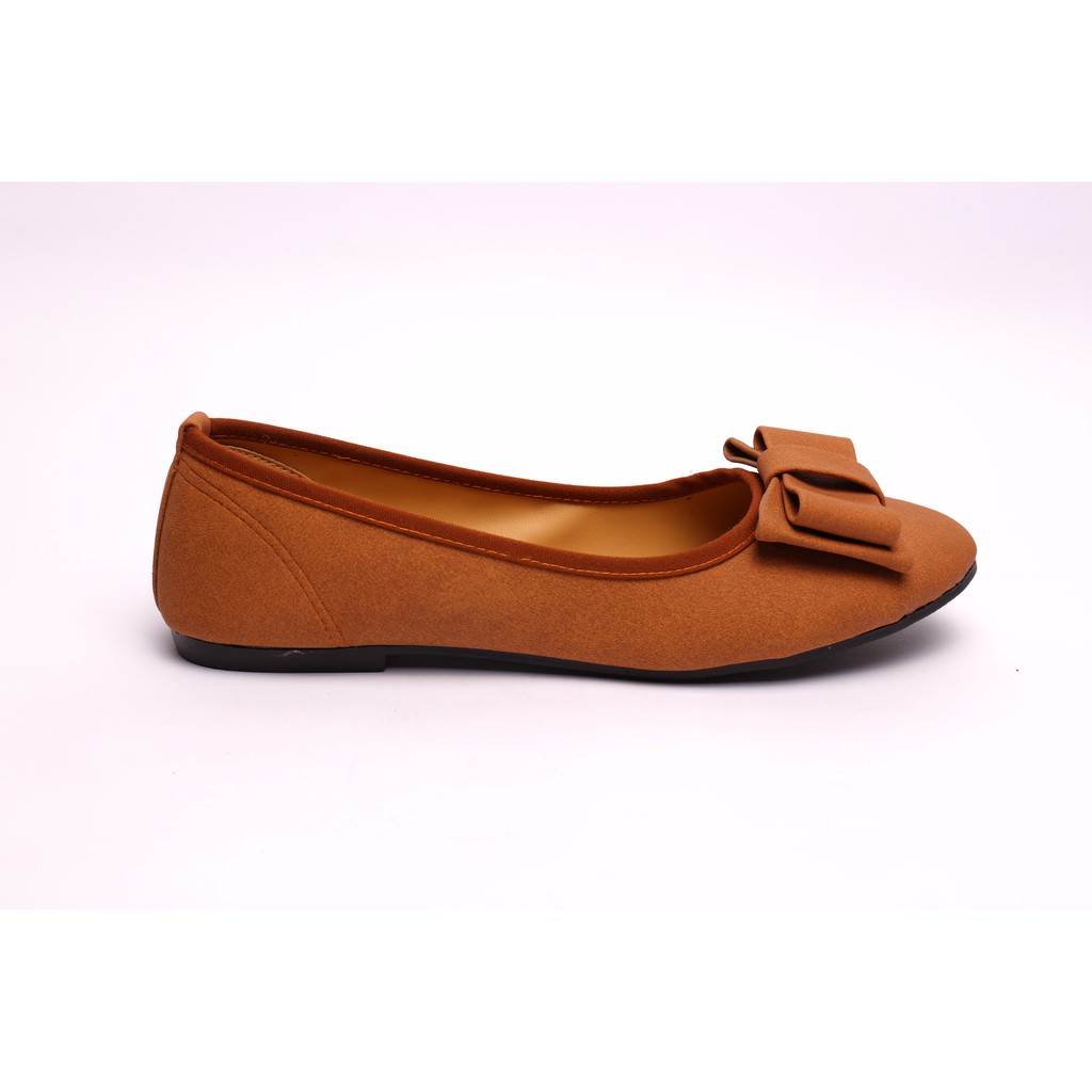 NEW Sepatu Wanita Flatshoes HEM Hitam - 106