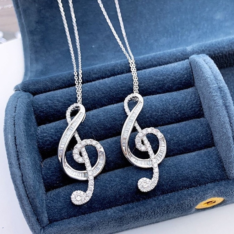 Pt950 Kalung Rantai Dengan Liontin Not Musik Elegan Untuk Wanita