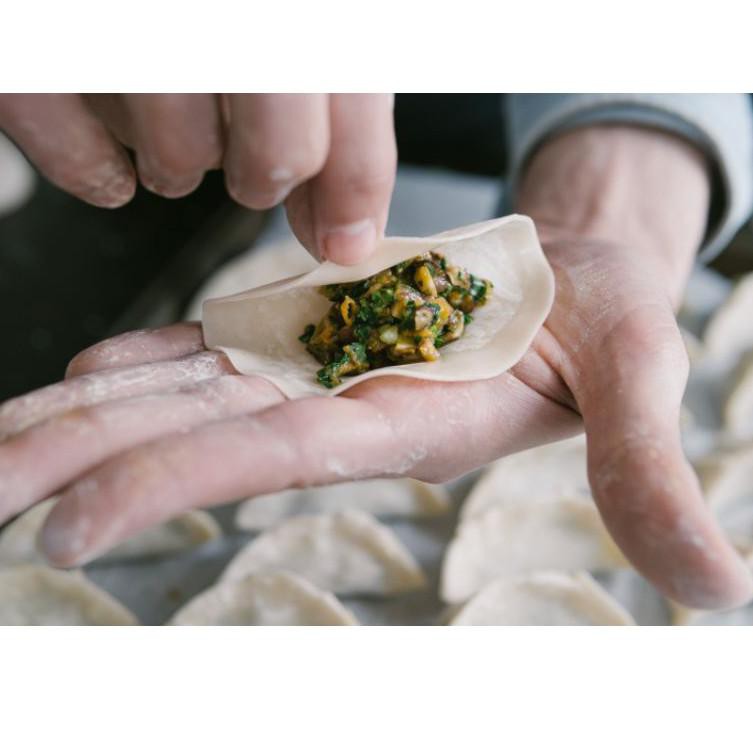 "Promo Hari Ini" KULIT DIMSUM TRANSPARAN  lentur 10 CM 70 pcs   swekiau ,siomay ,pangsit ,hakau, gyo