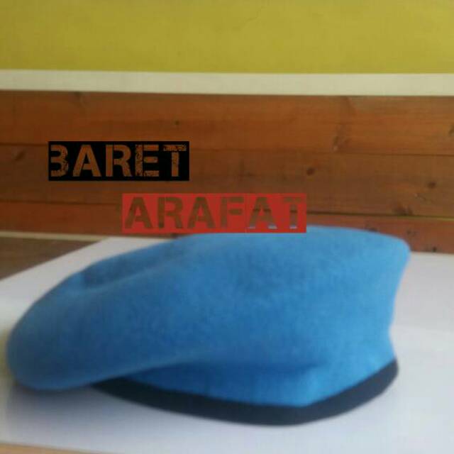 Baret Camel BIRU LAUT Provost