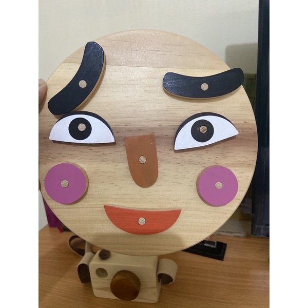 preloved wooden face Letter in Pine | preloved Letter in pine | preloved kayu mainan | preloved wood