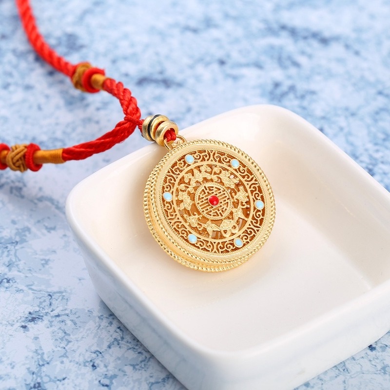 [Ready Stock]Fashion Gold-Plated Hollow round Pendant Pendant Necklace