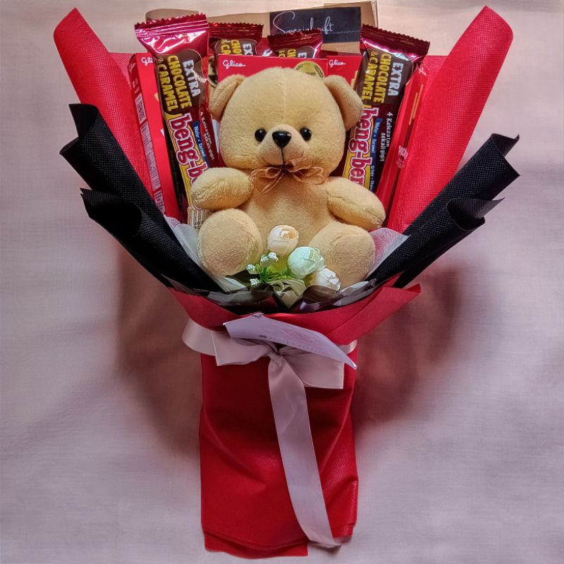 Buket boneka wisuda/buket Snack/buket murah/buket medium/buket Pemalang/buket randudongkal/buket sem