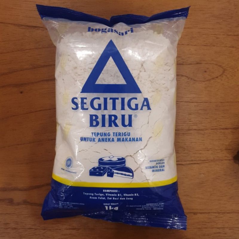 

Tepung Terigu Segitiga Biru Bogasari 1kg Pasar Murah Jogja
