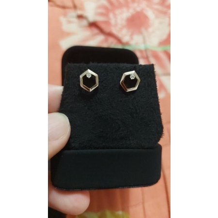 Anting Berlian Asli Bersertifikat