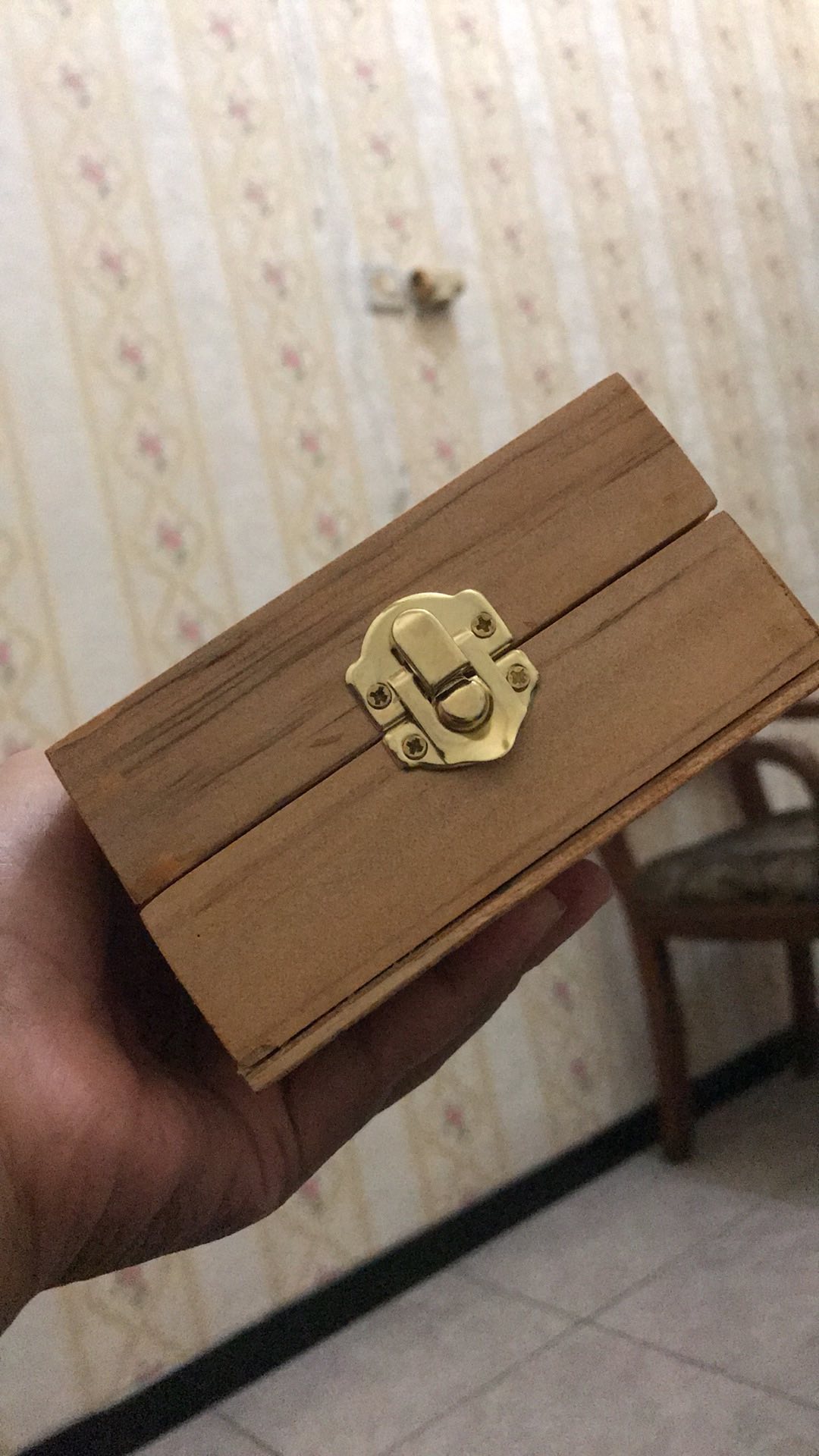 Kotak Cincin Kayu Kecil + Bunga Untuk Seserahan/ Lamaran Kc