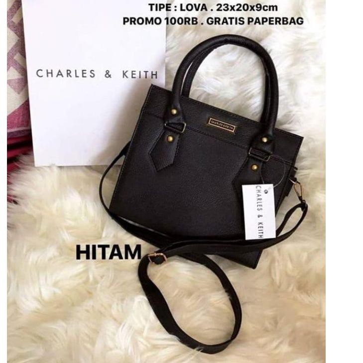 

Shophe [1.1] CHARLES AND KEITH . TIPE LOVA . GRATIS PAPERBAG :)