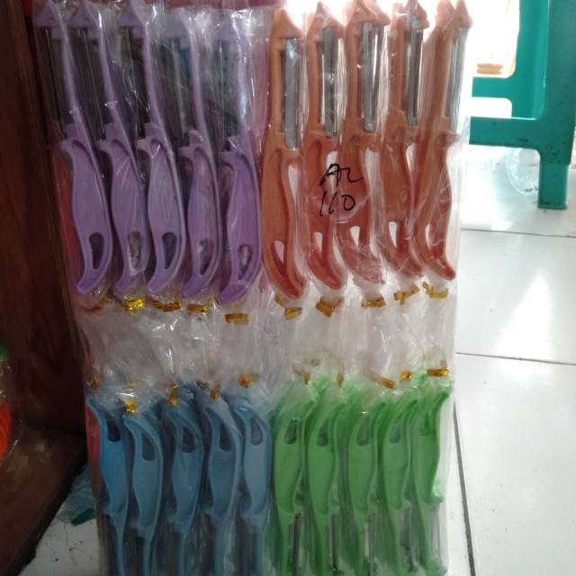 

Sovenir pisau wortel