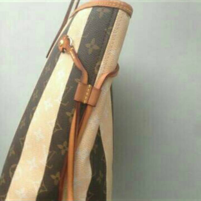 Preloved LV Mirror HandBag