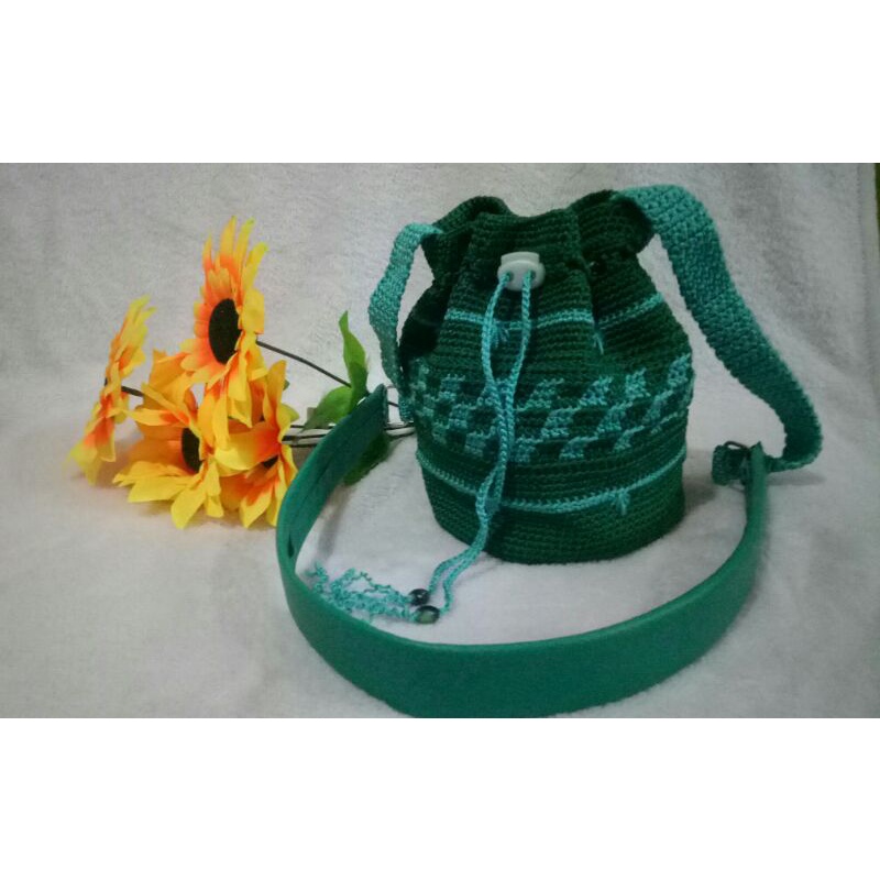 Tas Selempang Wanita/Tas Rajut Serut/Tas Bulat/Tas Rajut
