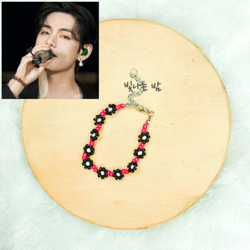 V Taehyung BTS Bracelet / Gelang V BTS