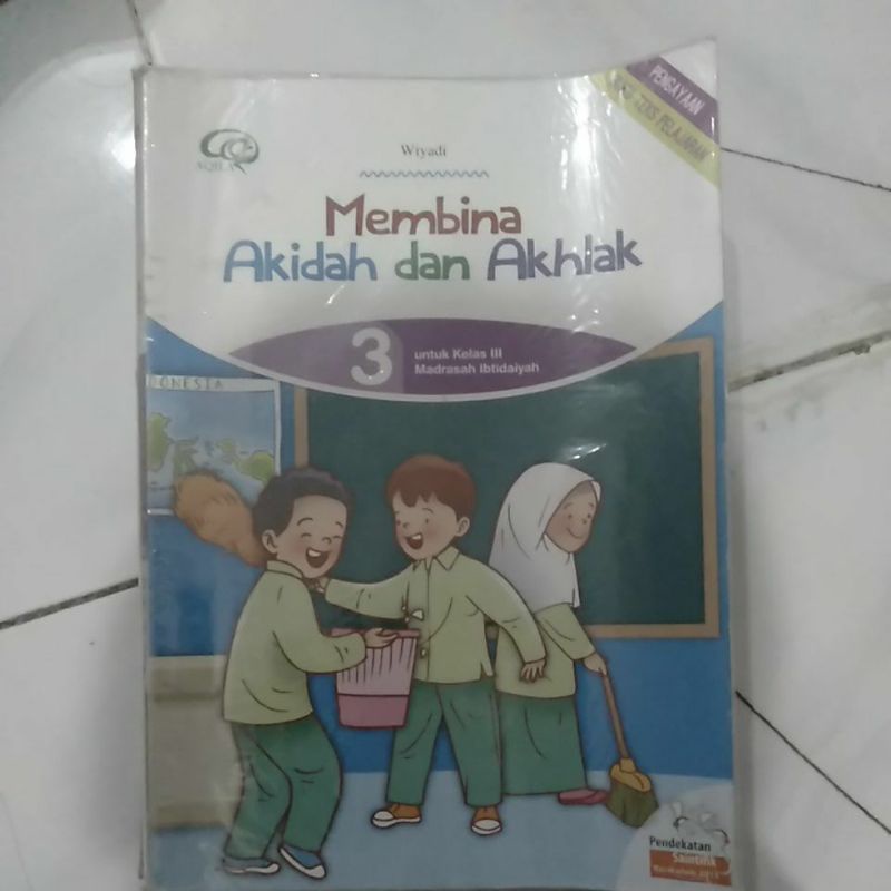 

membina akidah akhlak