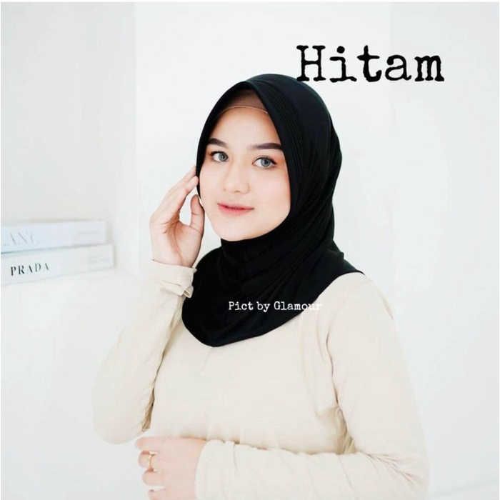 Jilbab Sport / Hijab Instan Sporty Jilbab Volly Clemira Bergo Sport - Hitam