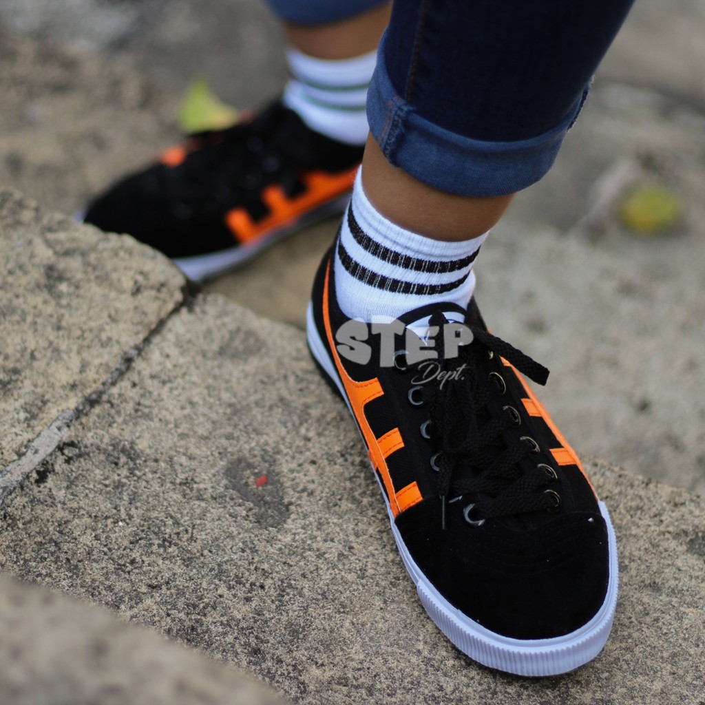 Sepatu Kodachi 8172 Hitam Orange / Black Orange