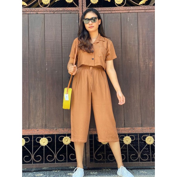 Oneset Crop Sinta  / Set Rayon Crop / New One Set-Coklat Muda