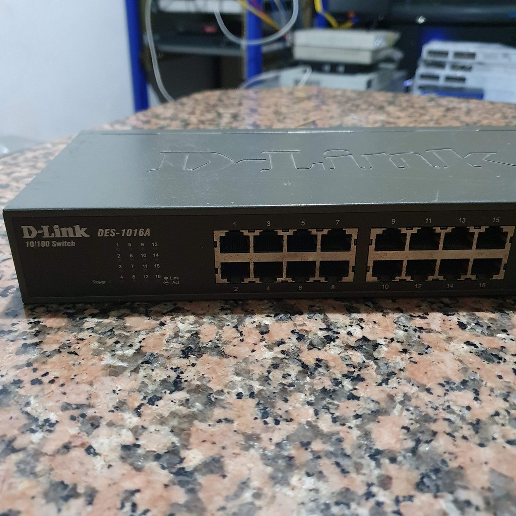 Коммутатор d-link des-1100-16. D-link des-1100-16/a2a 16x100mb. D-link des-1100-24. D-link des-1016d.