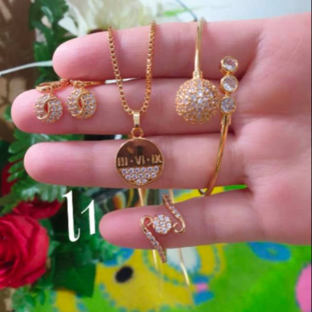 perhiasan xuping set lapis emas