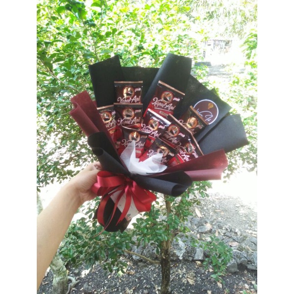 bucket wisuda bucket kopi kado cowok bouquet snack hampers murah