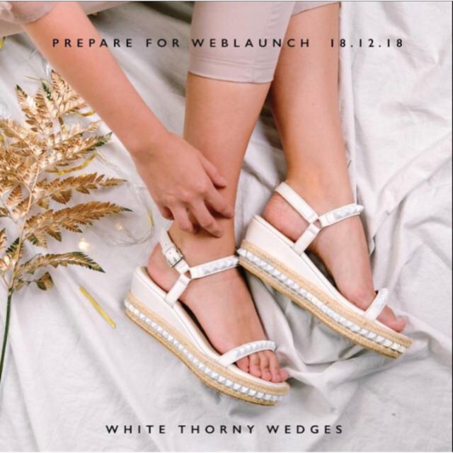 Valencia by Enrica Thorny wedges white 37