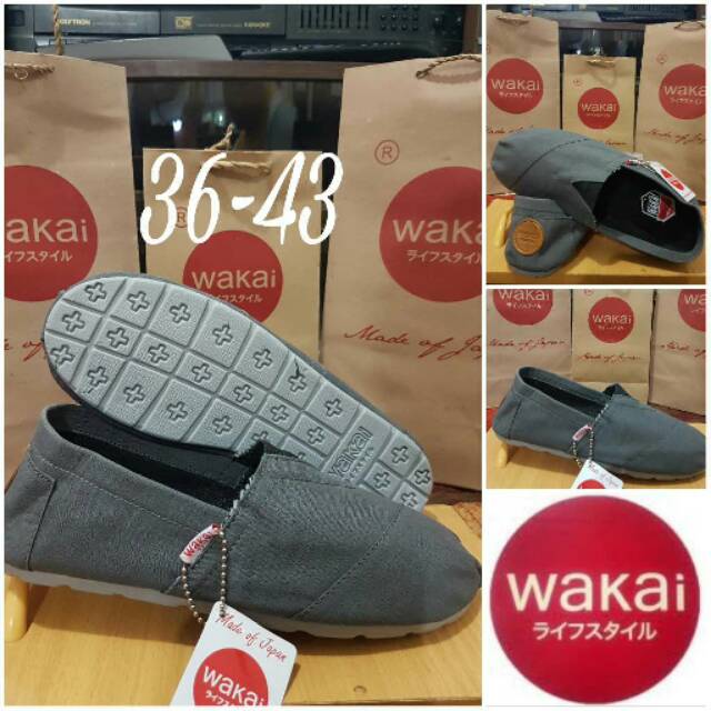 Wakai slip on grade original
