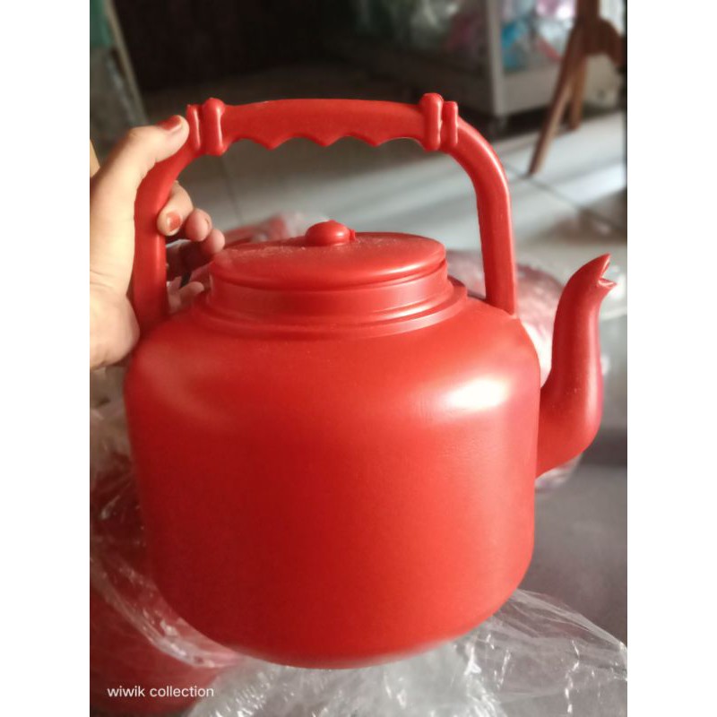 Teko / Ceret plastik merah