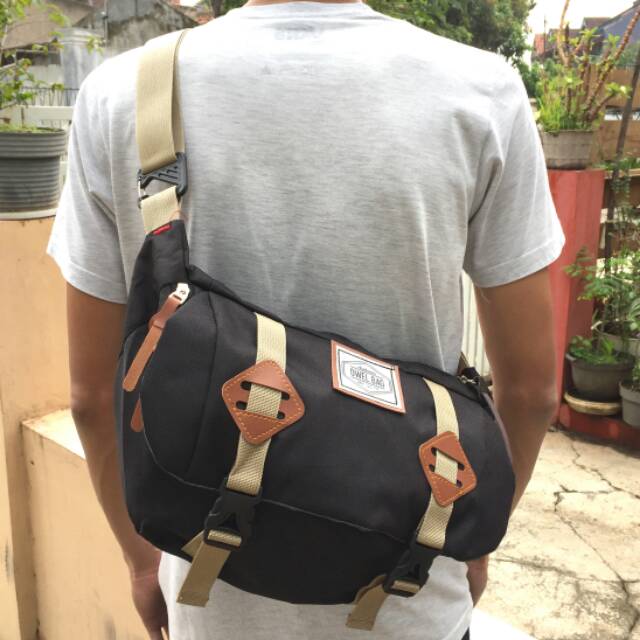 TAS SELEMPANG HITS SLINGBAG COWOK CEWEK TAS KEREN TAS SEKOLAH KULIAH TAS GADGET GROSIR TAS