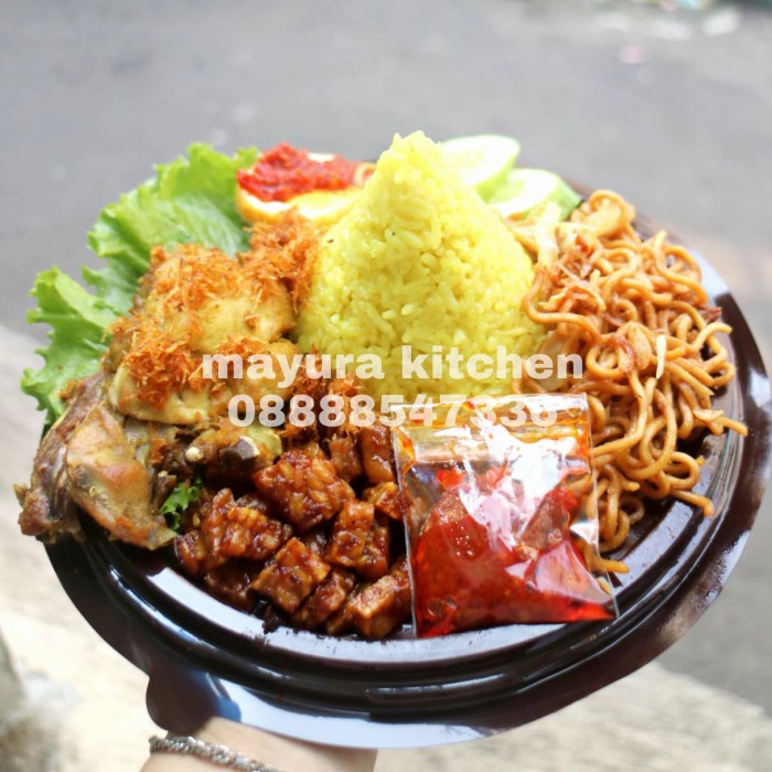 

Tumpeng Mini Komplit Ayam Goreng Nasi Kuning Nasi Box Acara Ultah - komplit ayam