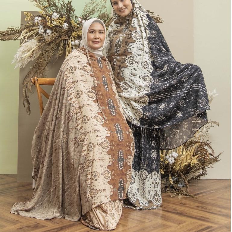 Telah Hadir.. Diario x Dwihanda - Mukena Yasmeena Prayer Set 2in1 Free Sejadah Travel