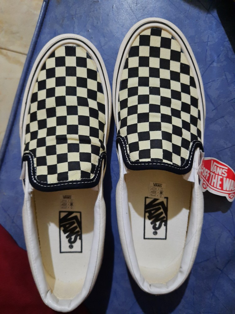 chequered vans size 5