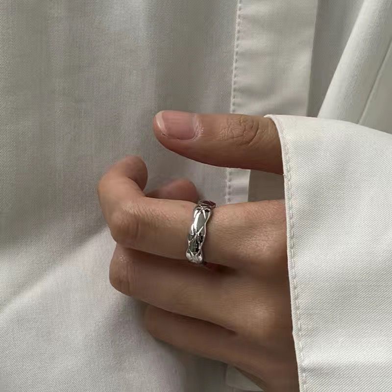 Cincin Jari Telunjuk Model Silang Dapat Disesuaikan Untuk Aksesoris Wanita