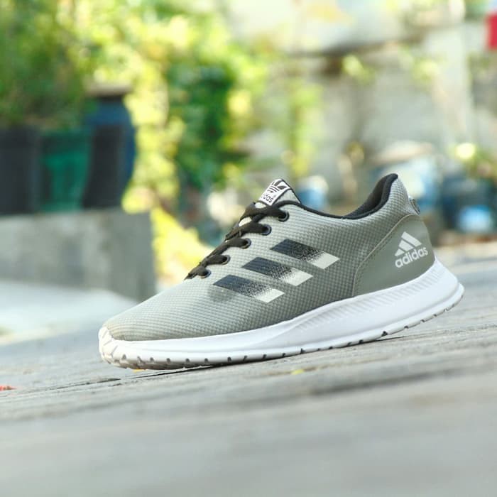 Nyaman Sepatu Sport Olahraga Pria Adidas Running Classic - Abu Abu Hitam - 02 Best Seller