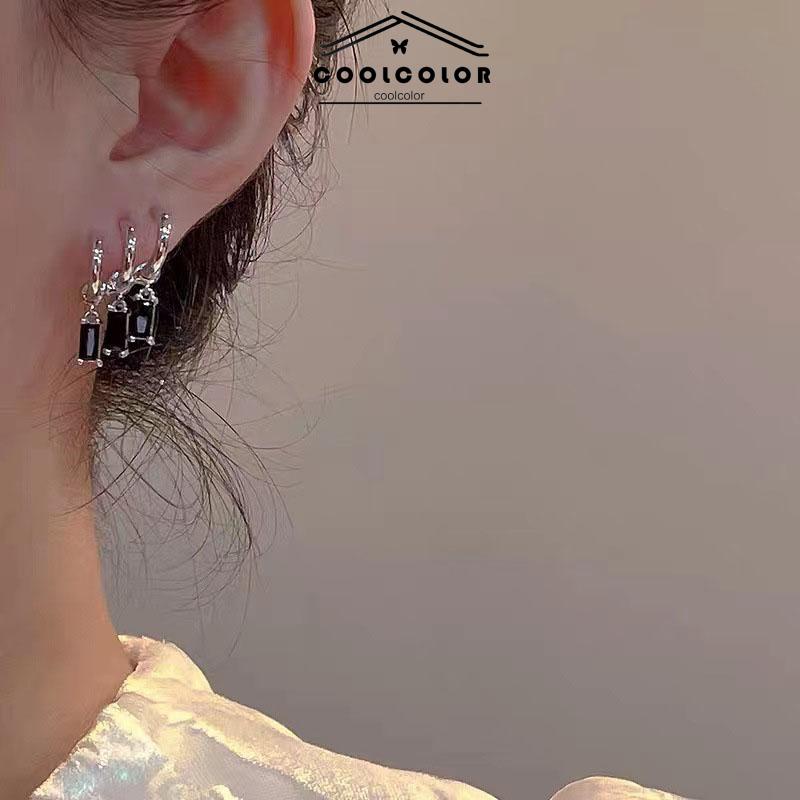 COD  Anting Pejantan Zirkon Gelap Wanita Manis Keren Gaya Niche Design Personality Earrings- cl