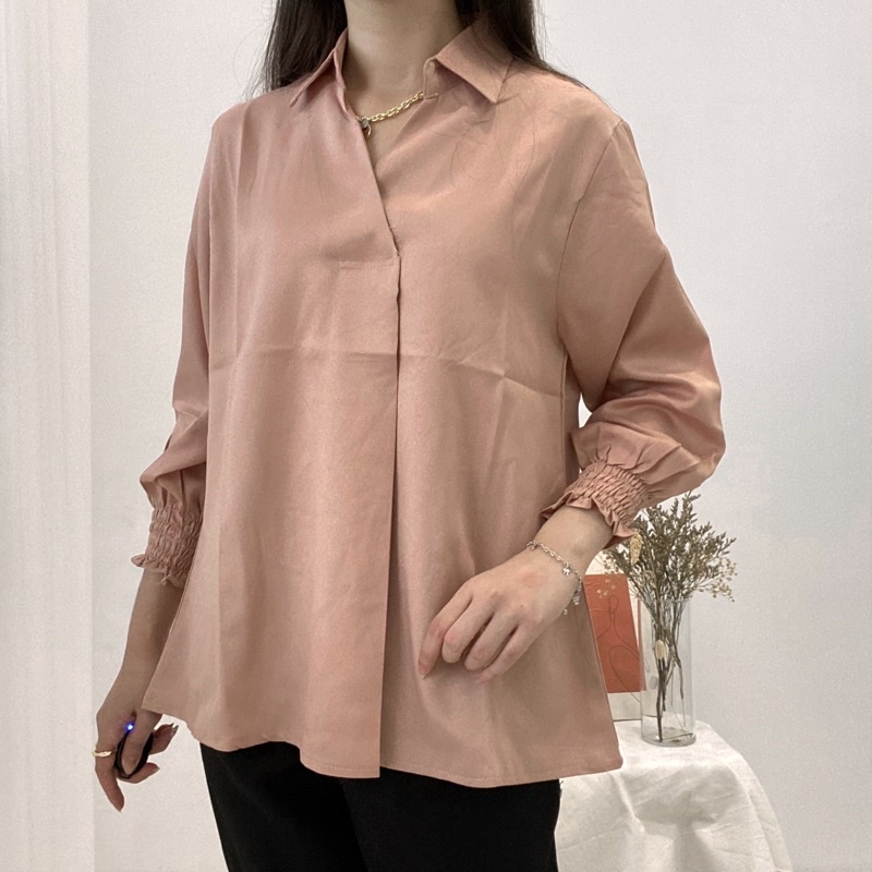 VS - KARA V-Neck Blouse with Collar / Atasan Wanita Kantor Casual Lengan Karet