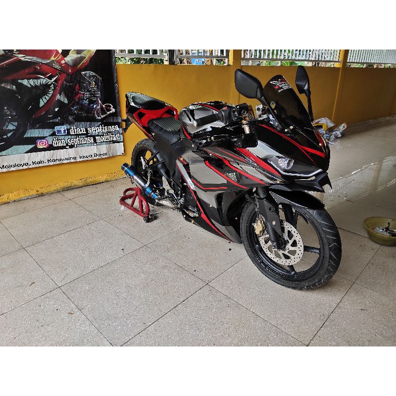 Full fairing R25 untuk byson carbu