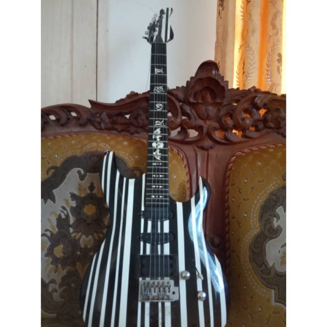 gitar listrik caraya bekas