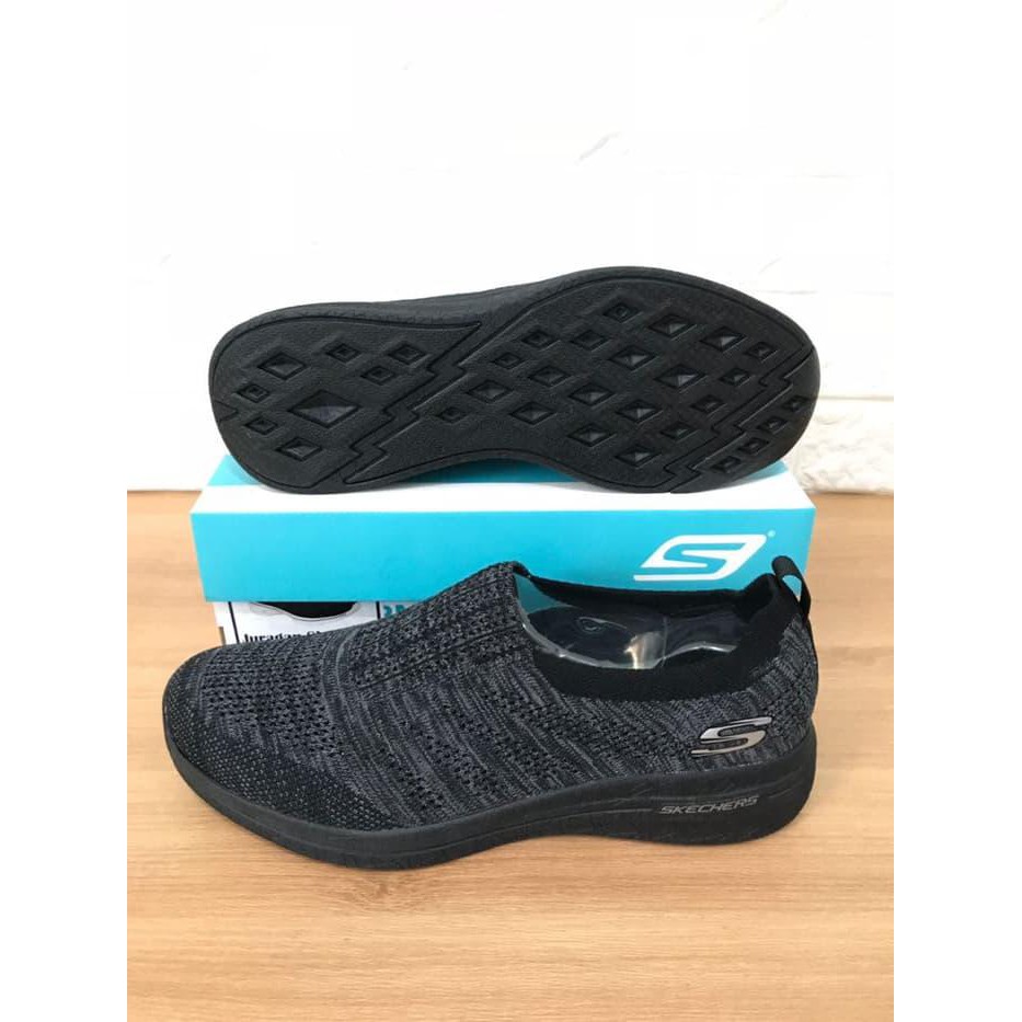 Sepatu Sketcher Sepatu Skechers Harviture