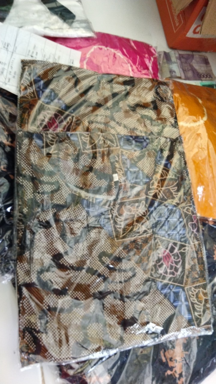 Maura Couple - Sania Ruffle Batik Couple Ori Ndoro Jowi Garansi Termurah Shopee -  Batik Modern Solo