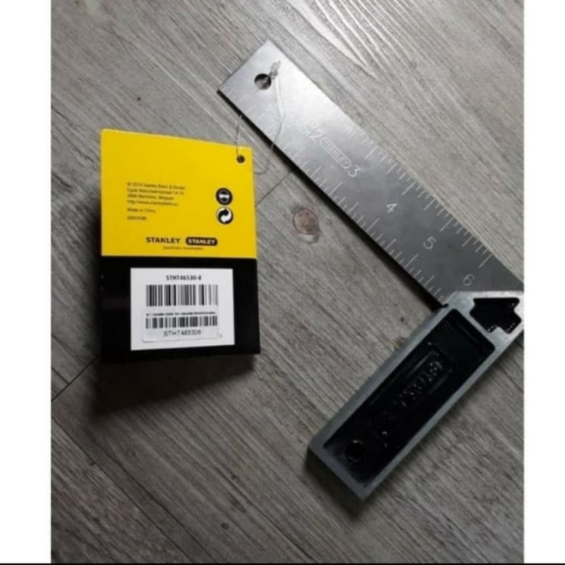 

Stanley Penggaris Siku Tukang 6"/152mm Mistar Try Square