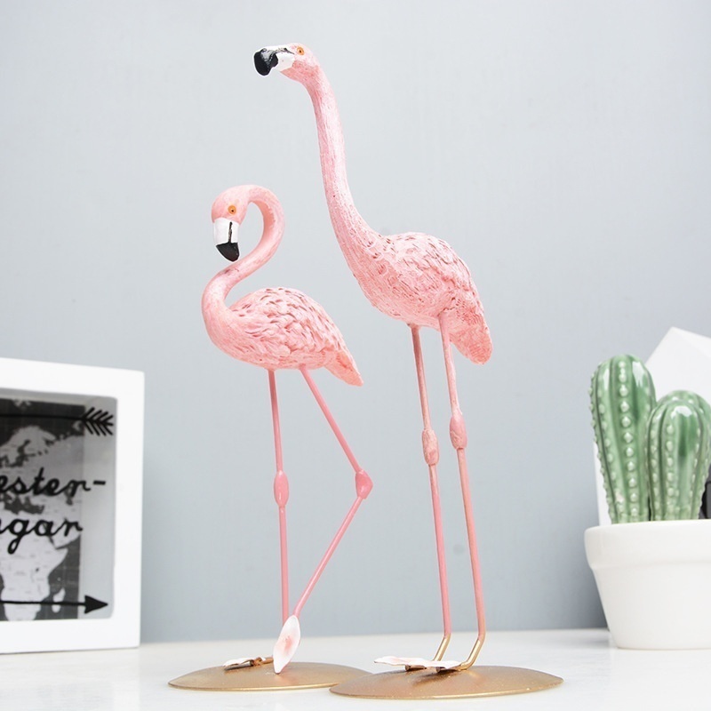 Nordic Style Flamingo Figurine Home Decoration / Elegant Pink Flamingo Resin Ornament For Tabletop desktop Artificial Wedding Home Decor / Romantic Fairy Garden Livingroom Office Wedding Party Ornament Home Decor